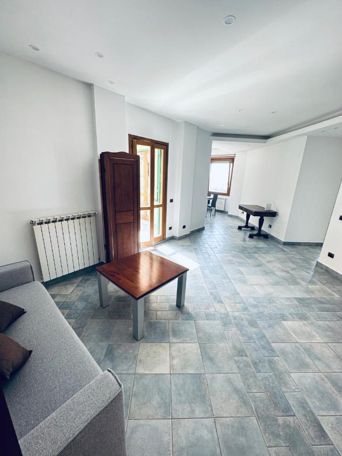 Newhouse Victoria - Sea View Apartment Nettuno Eksteriør billede